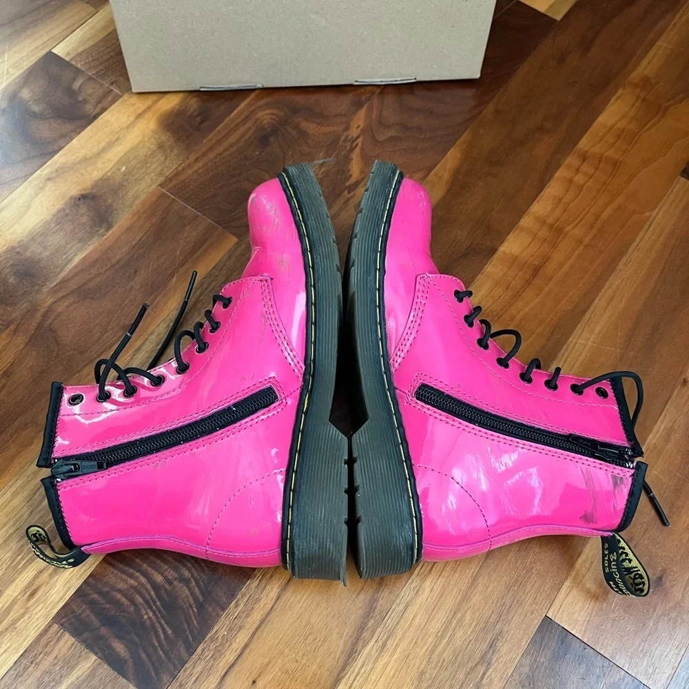 Dr Martens girls pink patent leather Big kid size USED